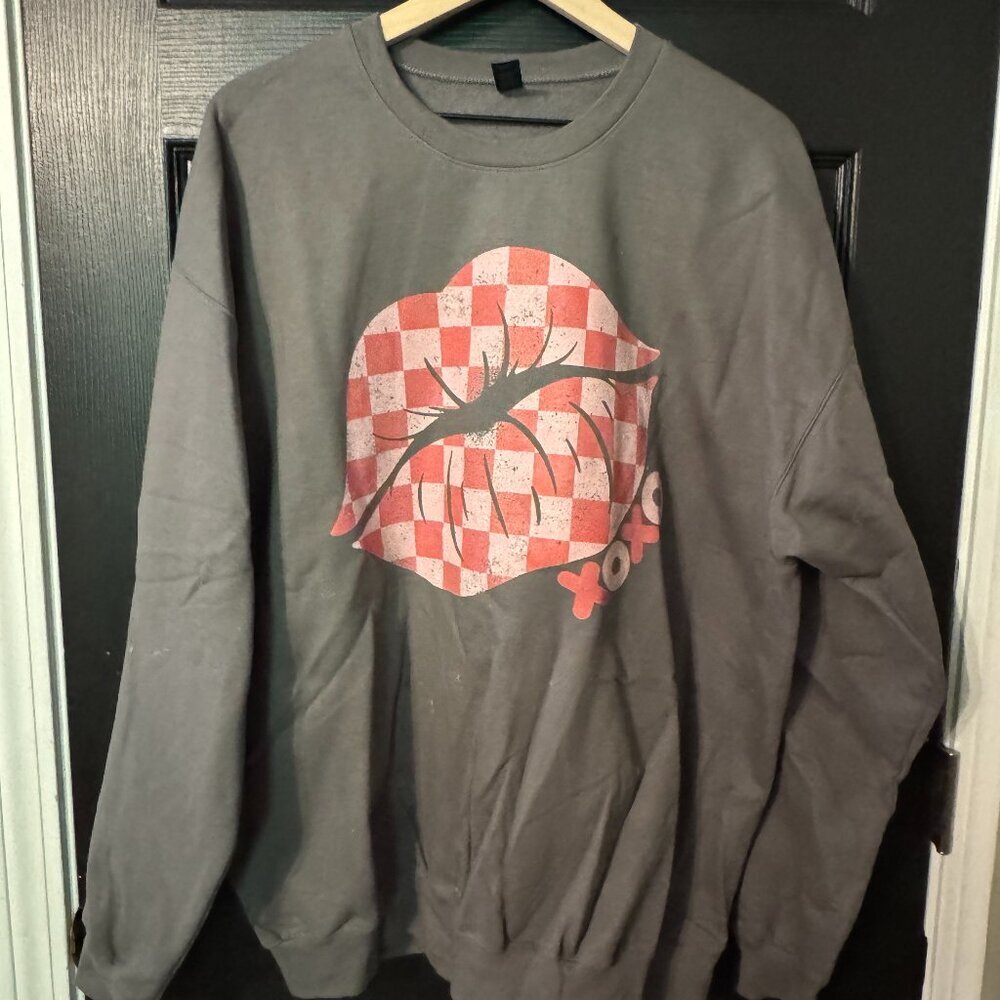 NWOT Mock Neck Sweatshirt XOXO Checkerboard Pink Gray Red Extra Large - Picture 1 of 3